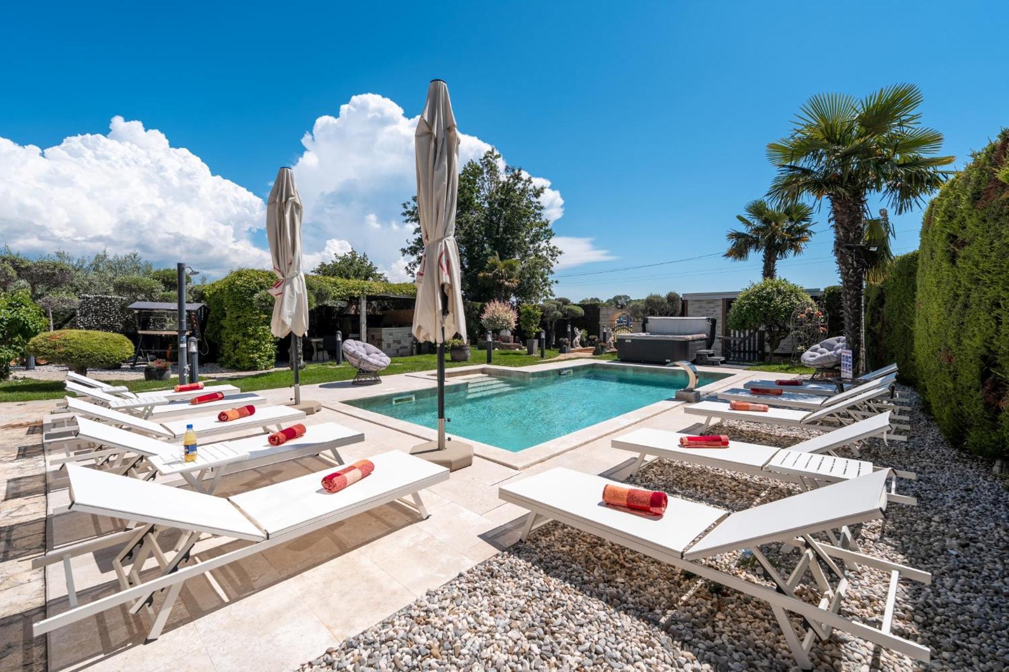 Apartment Sani